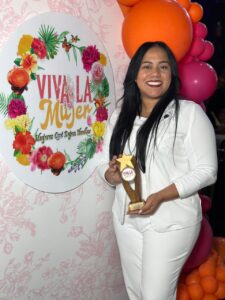 Ileana Ramírez Portorreal es reconocida como “Mujer de Impacto en la Educación”