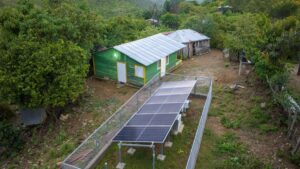 Energía solar llega a 111 familias de Pedro Santana