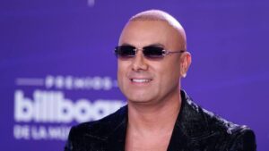 Wisin sorprende con el anuncio de su nuevo proyecto “Universidad del Perreo”